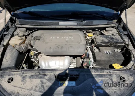 2015 Chrysler 200 Limited z USA, uszkodzony, nr VIN 1C3CCCAB1FN679282